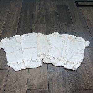 Gerber infant short sleeve onesies